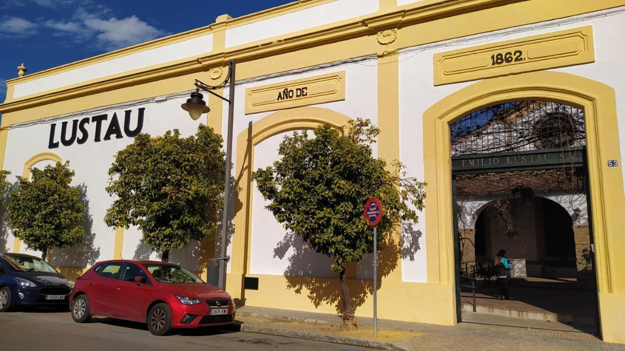 Sherryflat Teatro Jerez de la Frontera Exterior foto