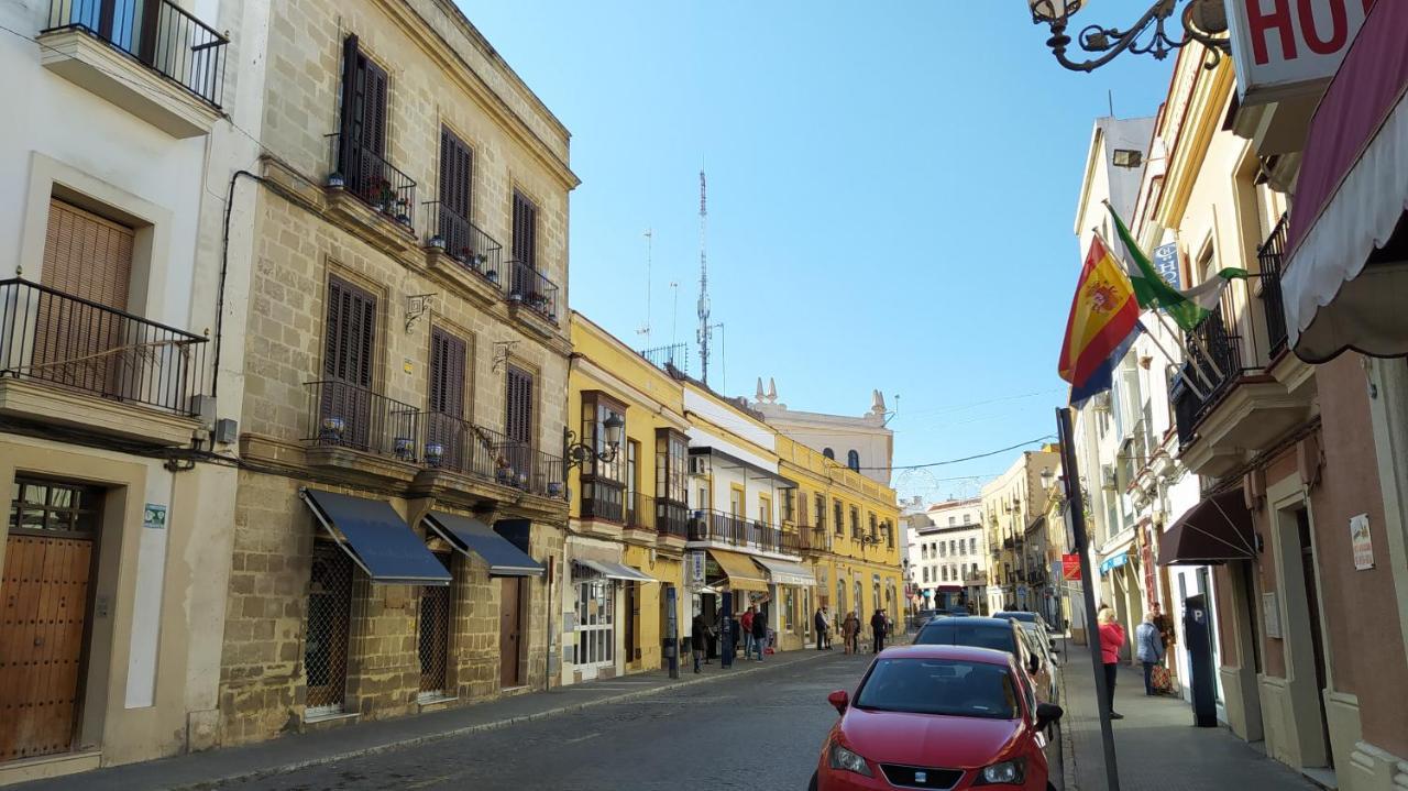 Sherryflat Teatro Jerez de la Frontera Exterior foto
